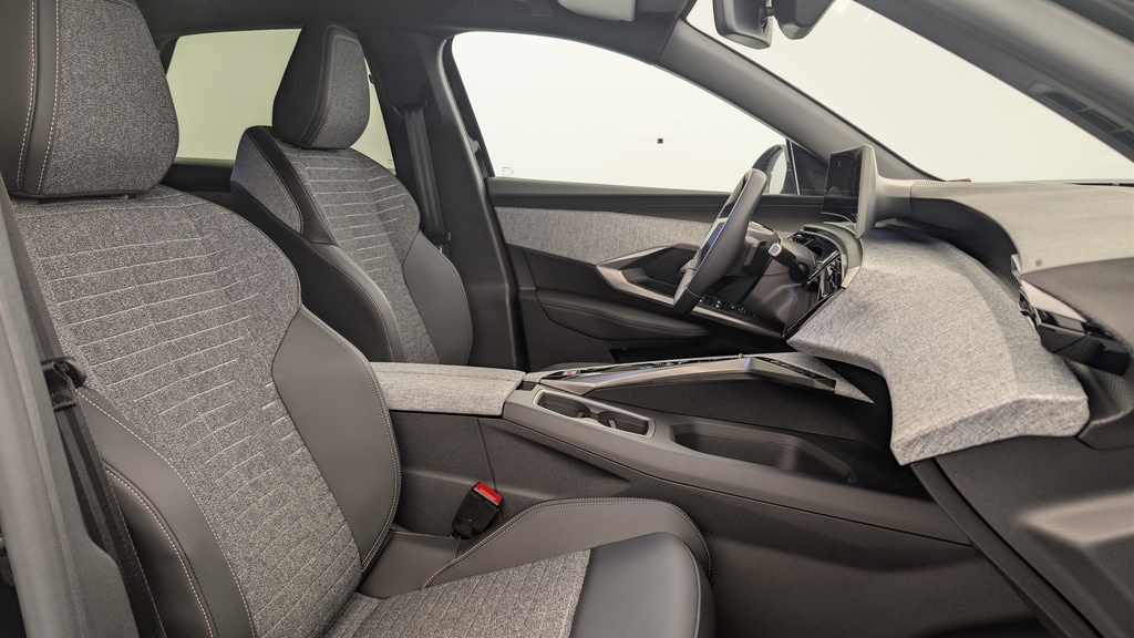 Peugeot 3008 Hybrid 145 e-DCS6 Allure