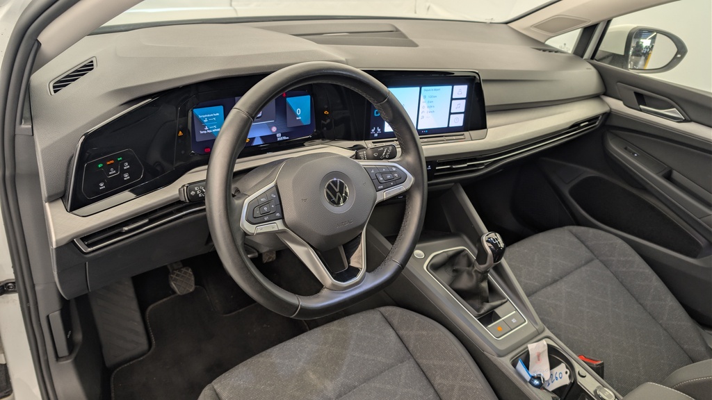 Volkswagen GOLF 8 2.0 TDI SCR 115 BVM6 LIFE