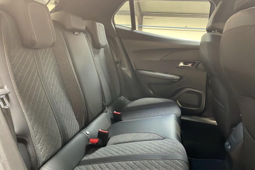 Peugeot 2008 100 S&S BVM6 Allure