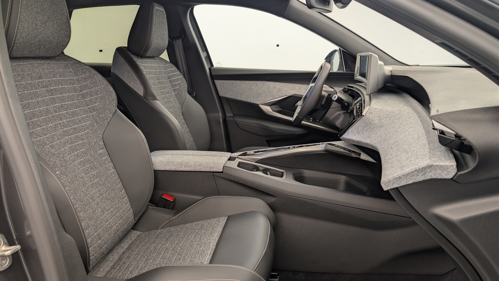 Peugeot 3008 Hybrid 145 e-DCS6 Allure