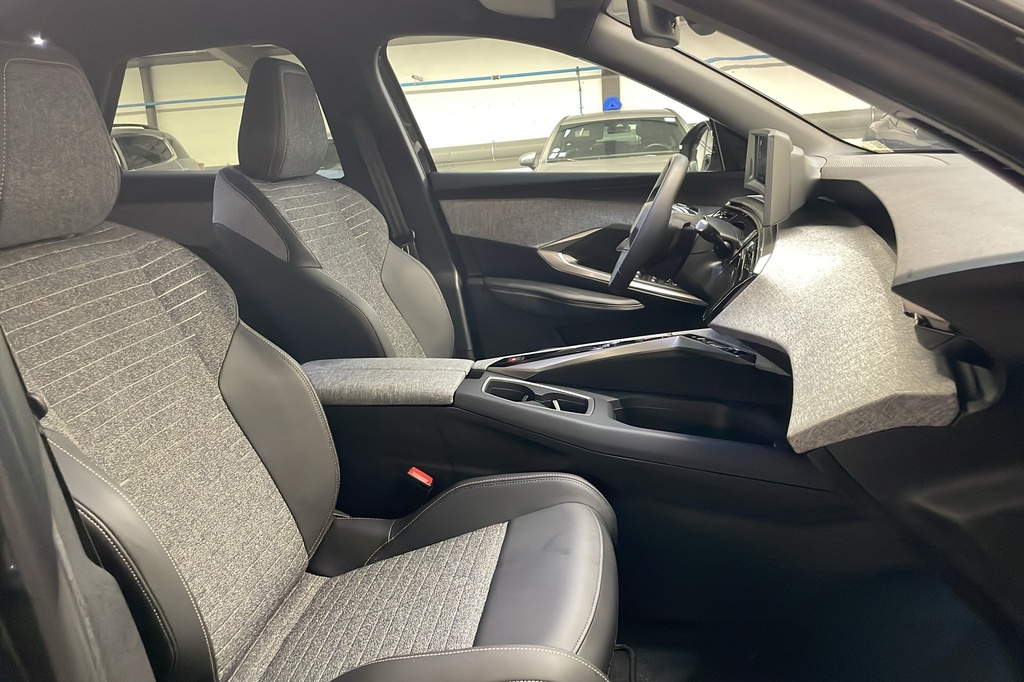 Peugeot 3008 Hybrid 145 e-DCS6 Allure