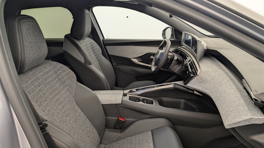 Peugeot 3008 Hybrid 145 e-DCS6 Allure