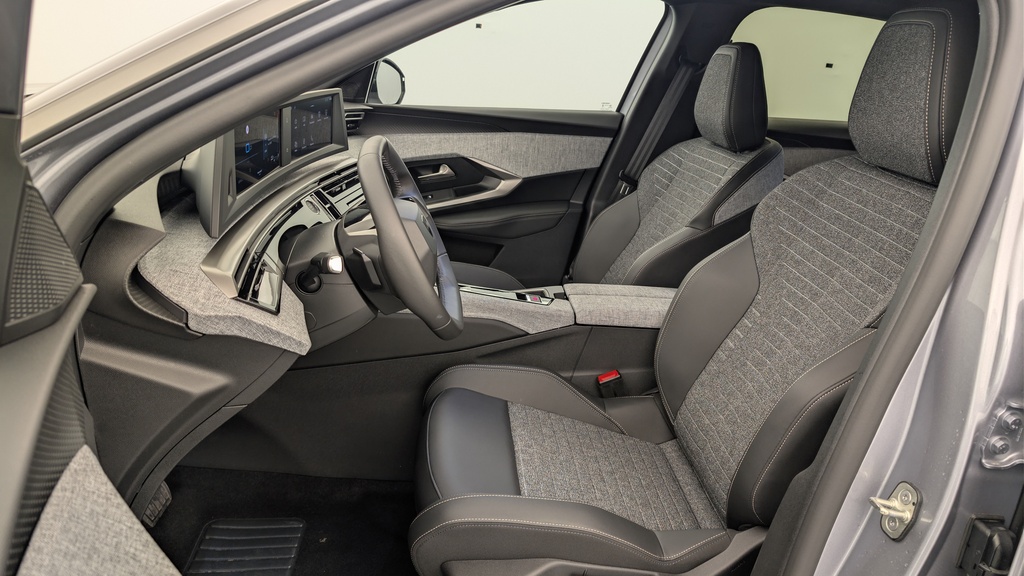 Peugeot 3008 Hybrid 145 e-DCS6 Allure