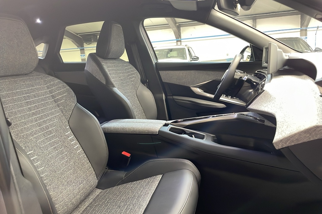 Peugeot 3008 Hybrid 145 e-DCS6 Allure