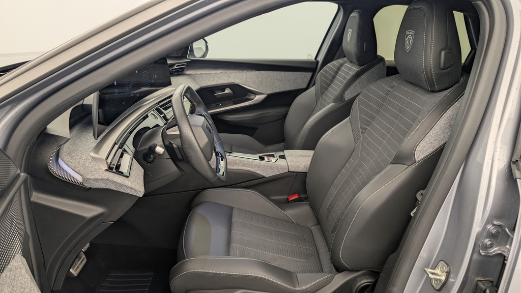 Peugeot 3008 Hybrid 145 e-DCS6 GT