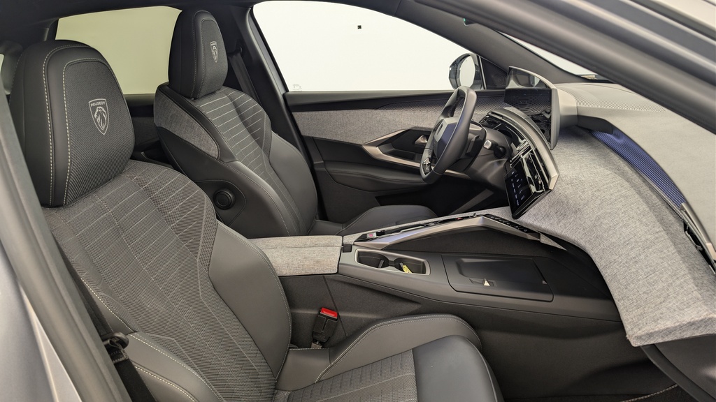 Peugeot 3008 Hybrid 145 e-DCS6 GT