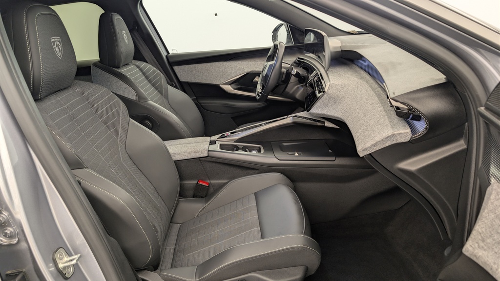 Peugeot 3008 Hybrid 145 e-DCS6 GT