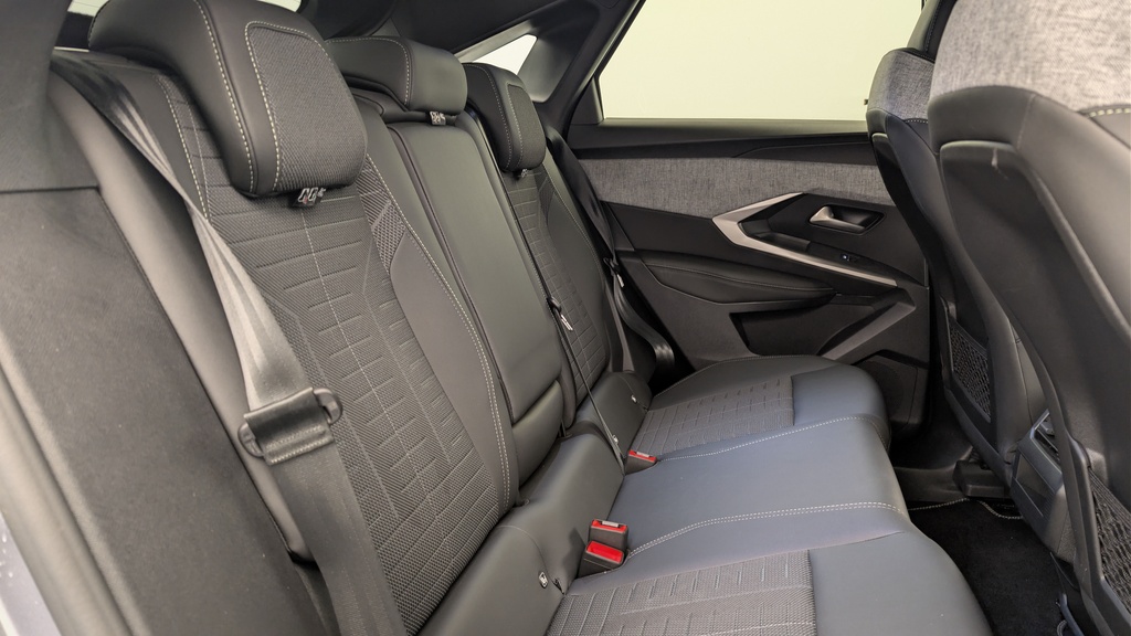 Peugeot 3008 Hybrid 145 e-DCS6 GT