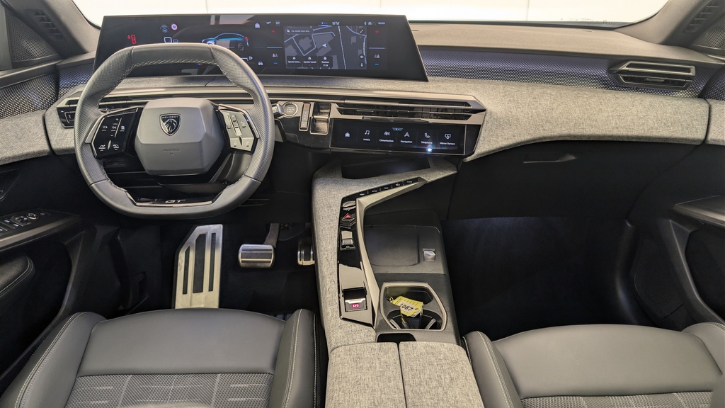 Peugeot 3008 Hybrid 145 e-DCS6 GT
