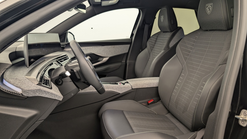 Peugeot 3008 Hybrid 145 e-DCS6 GT