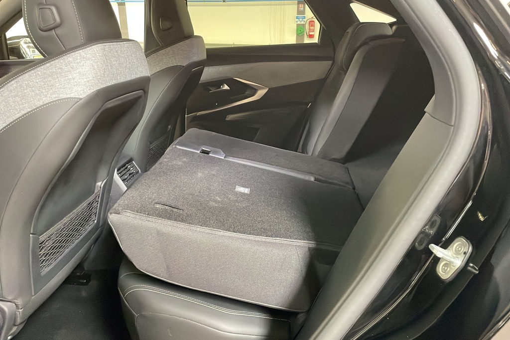 Peugeot 3008 Hybrid 145 e-DCS6 GT