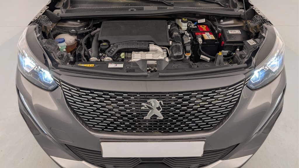 Peugeot 2008 PureTech 130 S&S EAT8 Allure