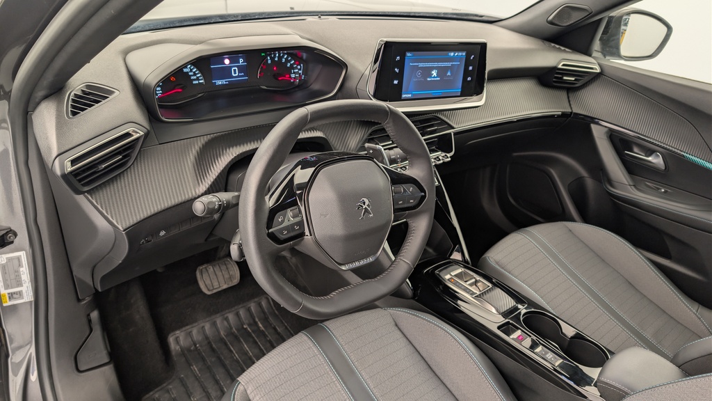 Peugeot 2008 PureTech 130 S&S EAT8 Allure