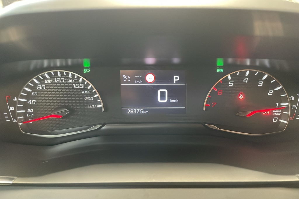 Peugeot 2008 PureTech 130 S&S EAT8 Allure