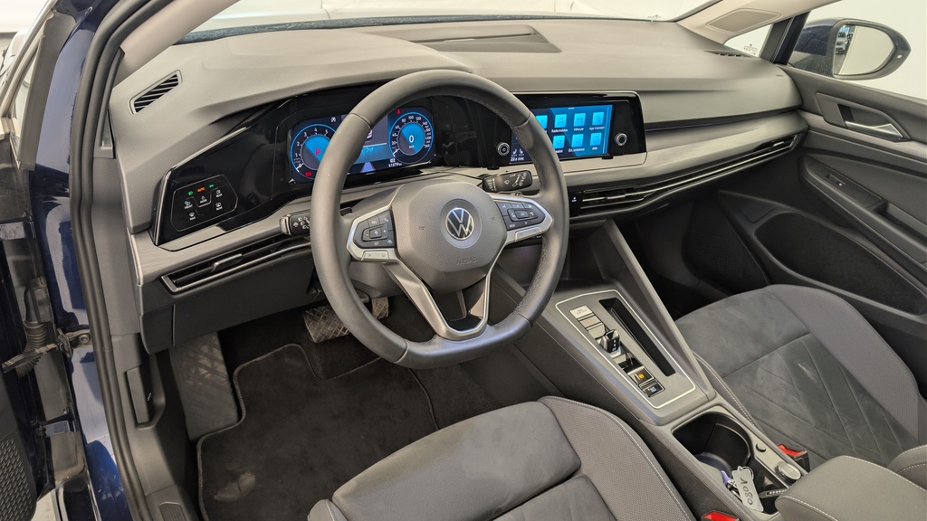Volkswagen GOLF 8 1.5 ETSI OPF 150 DSG7 STYLE