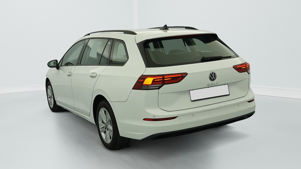 Volkswagen GOLF 8 SW 1.0 TSI OPF 110 BVM6 LIFE