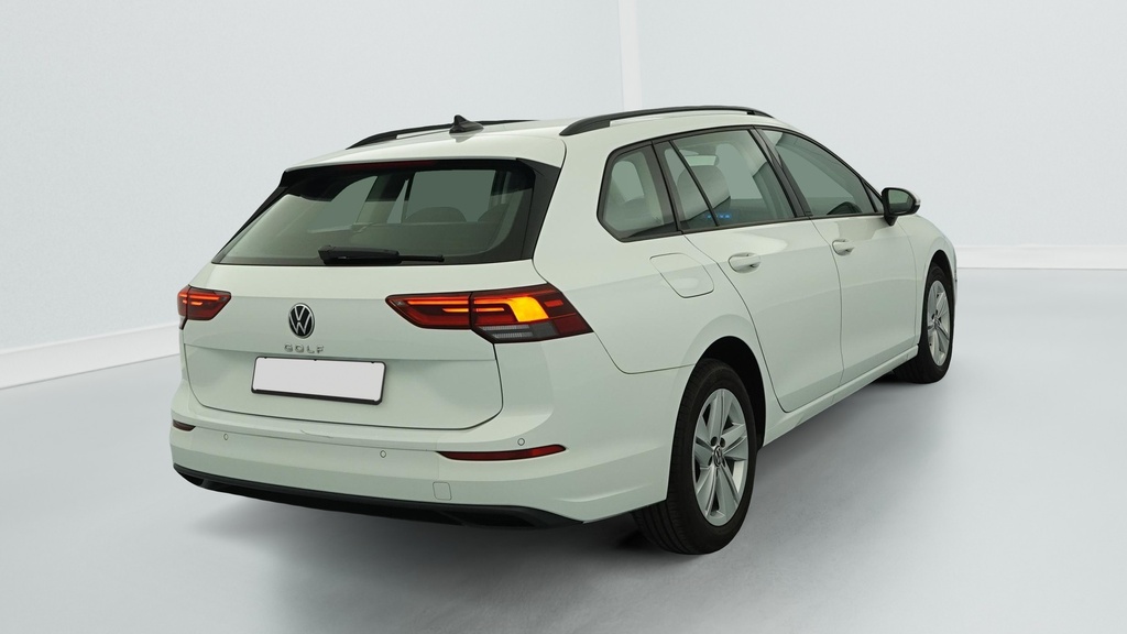 Volkswagen GOLF 8 SW 1.0 TSI OPF 110 BVM6 LIFE