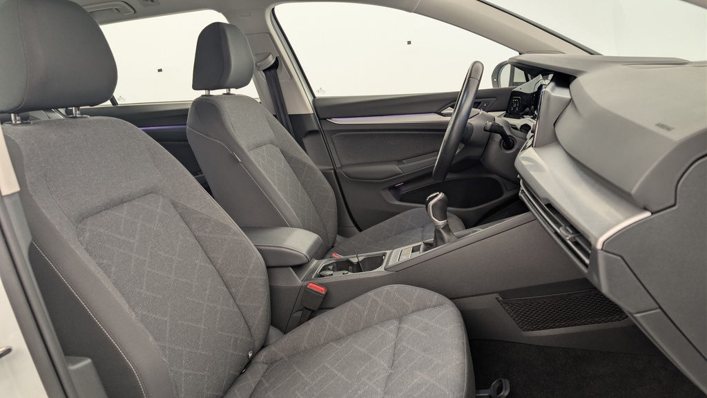 Volkswagen GOLF 8 SW 1.0 TSI OPF 110 BVM6 LIFE