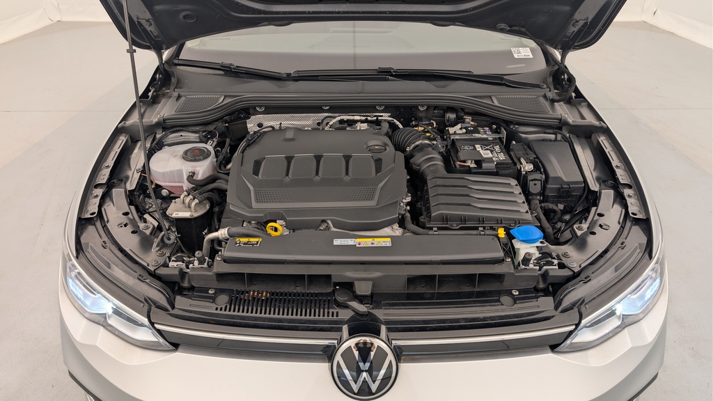 Volkswagen GOLF 8 2.0 TDI SCR 116 DSG7 LIFE PLUS