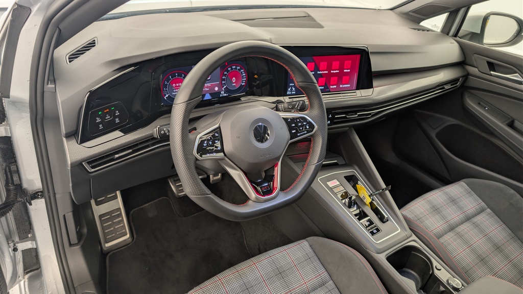 Volkswagen GOLF 8 2.0 TSI 245 DSG7 GTI
