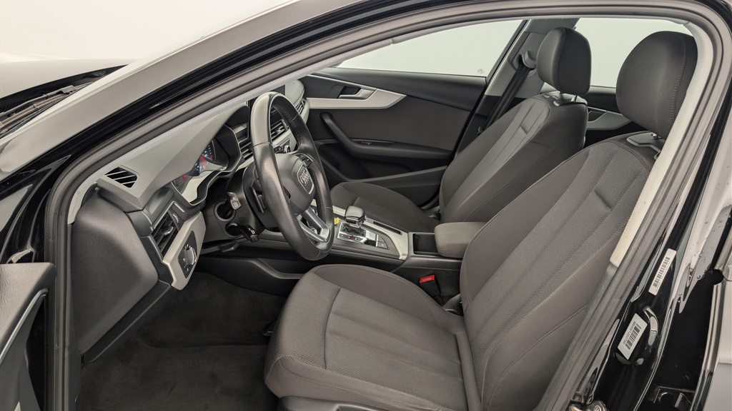 Audi A4 AVANT 35 TDI 163 S tronic 7 Design
