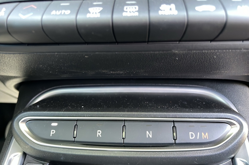 Jeep Avenger 1.2 Turbo T3 110 ch e-Hybrid BVR6 Summit