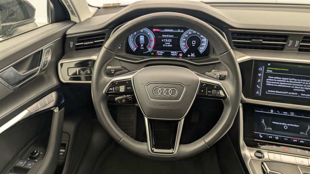 Audi A6 AVANT 40 TDI 204 ch S tronic 7 Avus