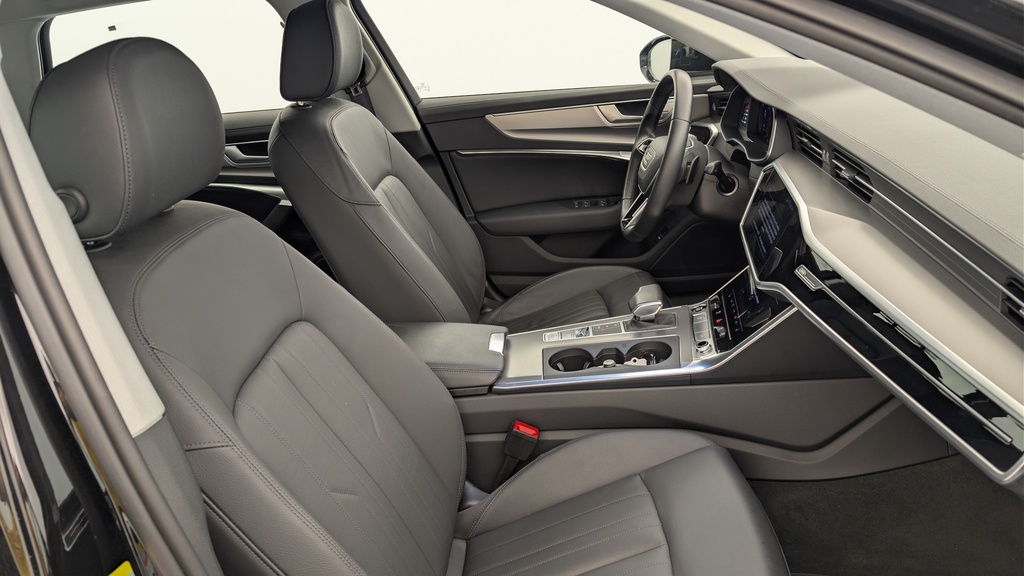 Audi A6 AVANT 40 TDI 204 ch S tronic 7 Avus
