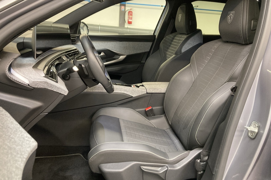Peugeot 3008 Hybrid 145 e-DCS6 GT