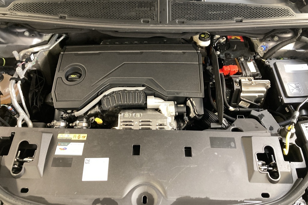 Peugeot 3008 Hybrid 145 e-DCS6 GT