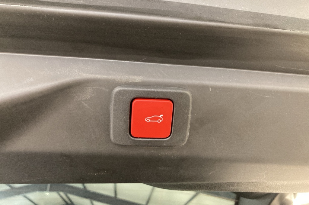Peugeot 3008 Hybrid 145 e-DCS6 GT