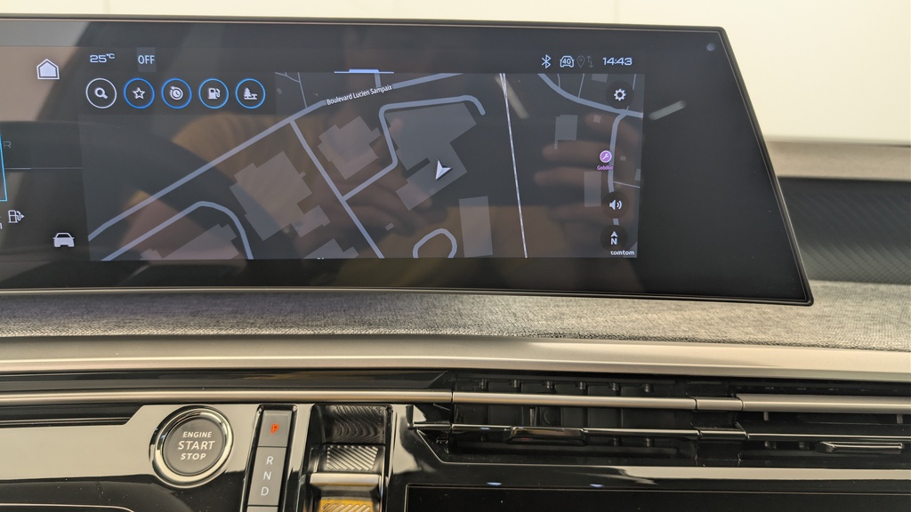Peugeot 5008 HYBRID 145 CH E-DCS6 ALLURE