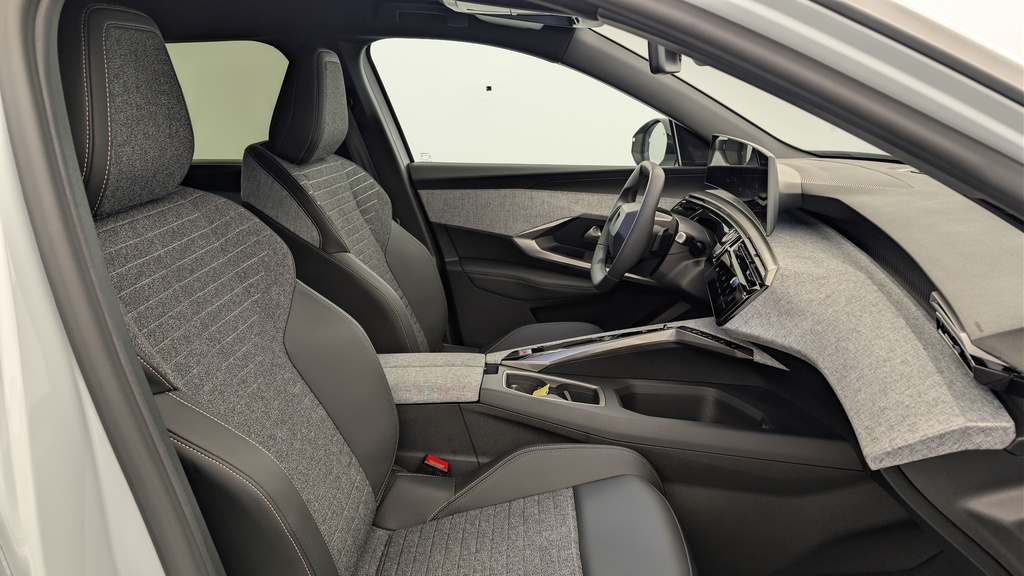 Peugeot 5008 HYBRID 145 CH E-DCS6 ALLURE