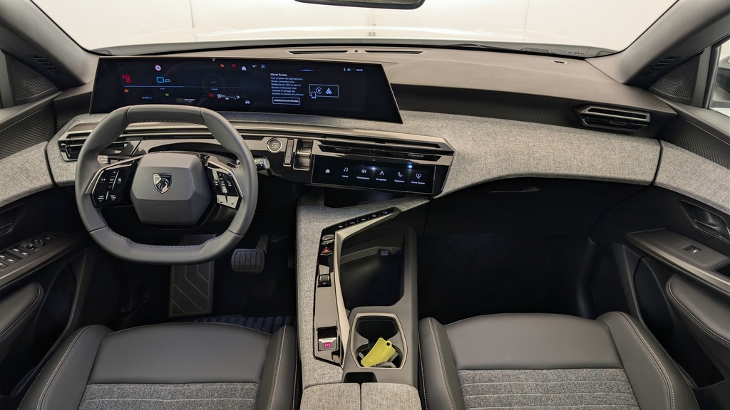 Peugeot 5008 HYBRID 145 CH E-DCS6 ALLURE