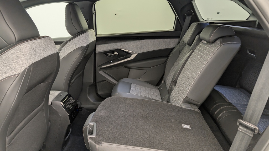 Peugeot 5008 HYBRID 145 CH E-DCS6 ALLURE