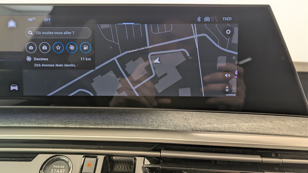 Peugeot 5008 HYBRID 145 CH E-DCS6 ALLURE