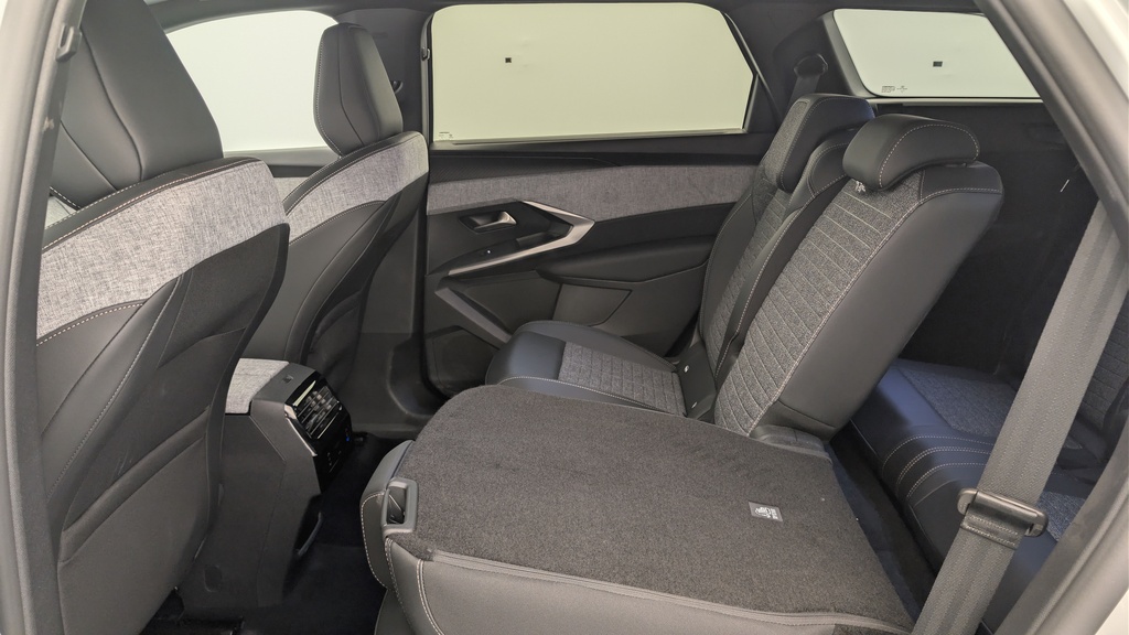 Peugeot 5008 HYBRID 145 CH E-DCS6 ALLURE