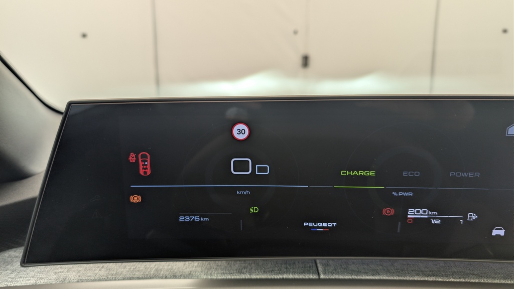Peugeot 5008 HYBRID 145 CH E-DCS6 ALLURE