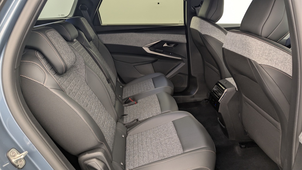 Peugeot 5008 HYBRID 145 CH E-DCS6 ALLURE