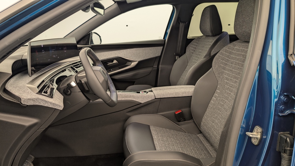 Peugeot 5008 HYBRID 145 CH E-DCS6 ALLURE