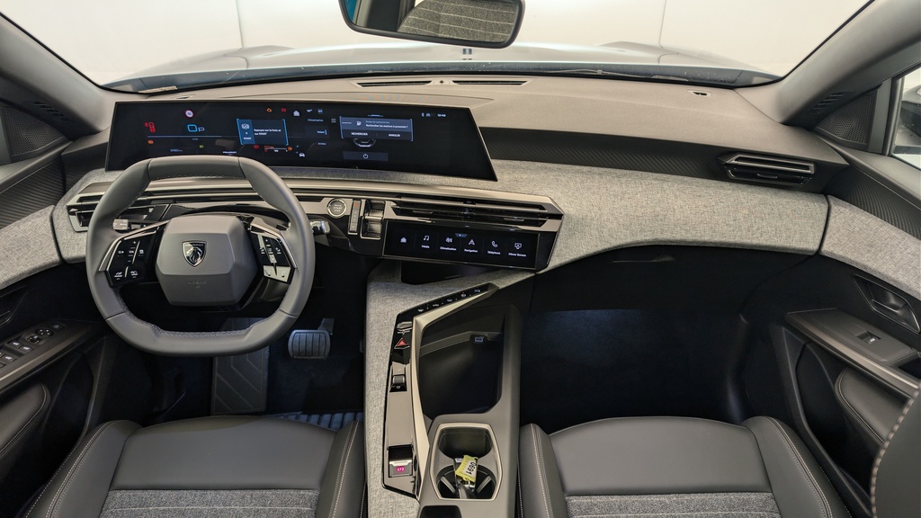 Peugeot 5008 HYBRID 145 CH E-DCS6 ALLURE