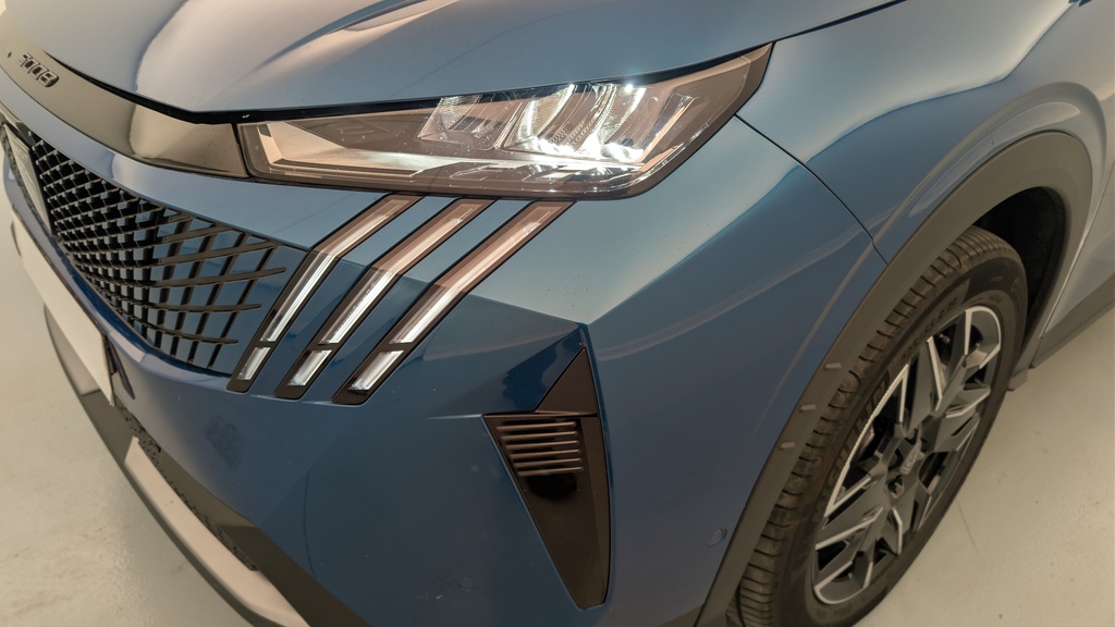 Peugeot 5008 HYBRID 145 CH E-DCS6 ALLURE