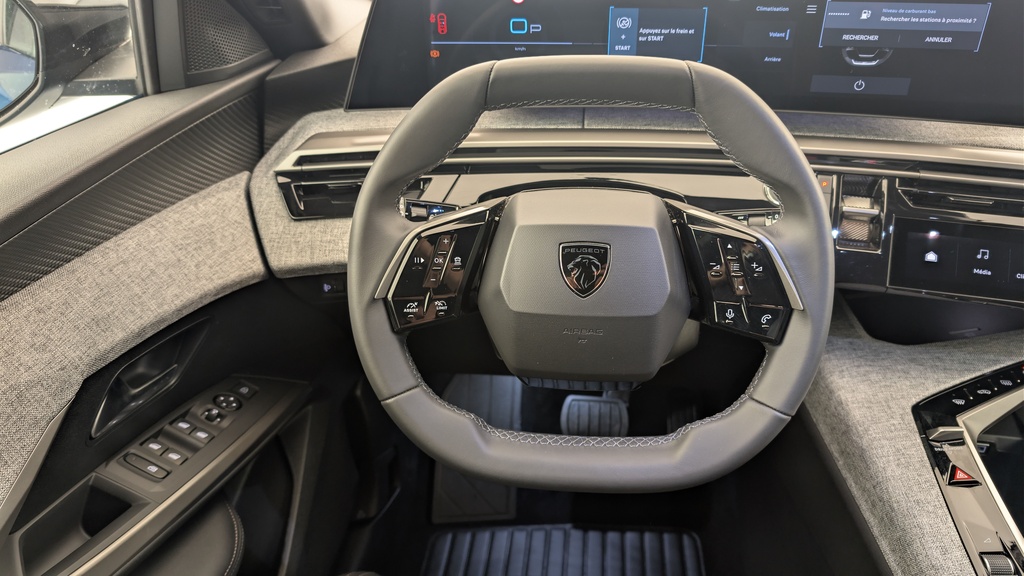 Peugeot 5008 HYBRID 145 CH E-DCS6 ALLURE
