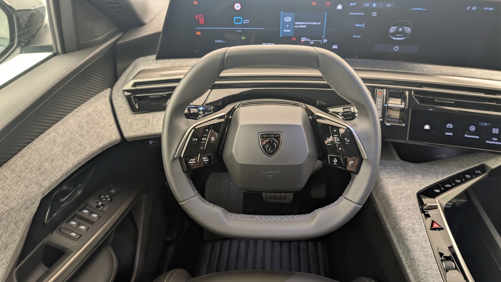 Peugeot 5008 HYBRID 145 CH E-DCS6 ALLURE