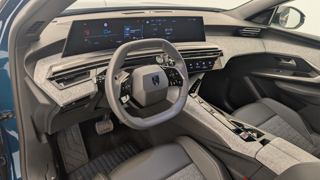 Peugeot 5008 HYBRID 145 CH E-DCS6 ALLURE
