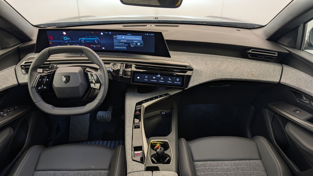 Peugeot 5008 HYBRID 145 CH E-DCS6 ALLURE