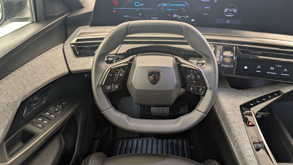Peugeot 5008 HYBRID 145 CH E-DCS6 ALLURE