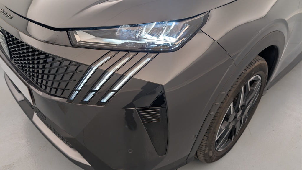 Peugeot 5008 HYBRID 145 CH E-DCS6 ALLURE