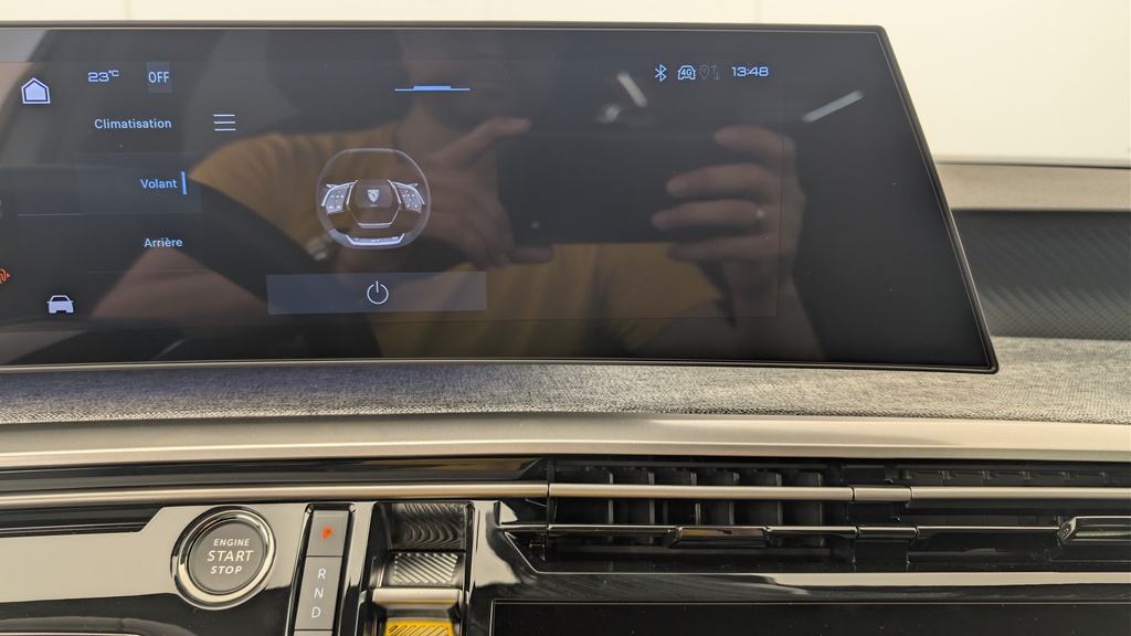 Peugeot 5008 HYBRID 145 CH E-DCS6 ALLURE