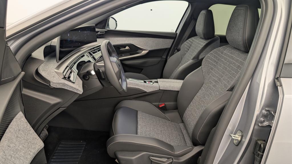 Peugeot 5008 HYBRID 145 CH E-DCS6 ALLURE